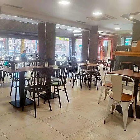 Hotel Lauxeta Berria 2*
