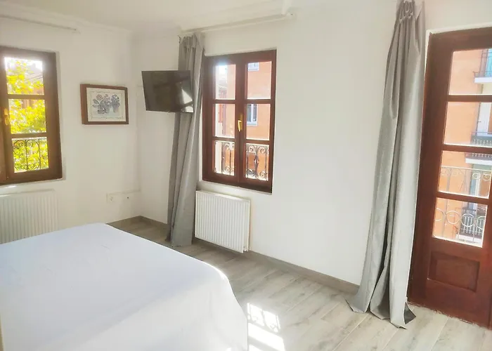 Lauxeta Berria Hotel